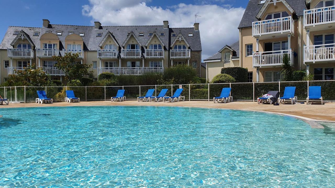 Vacances Ô Cap Coz - Jardin vue mer et piscine - Résidence Cap Azur Fouesnant Extérieur photo