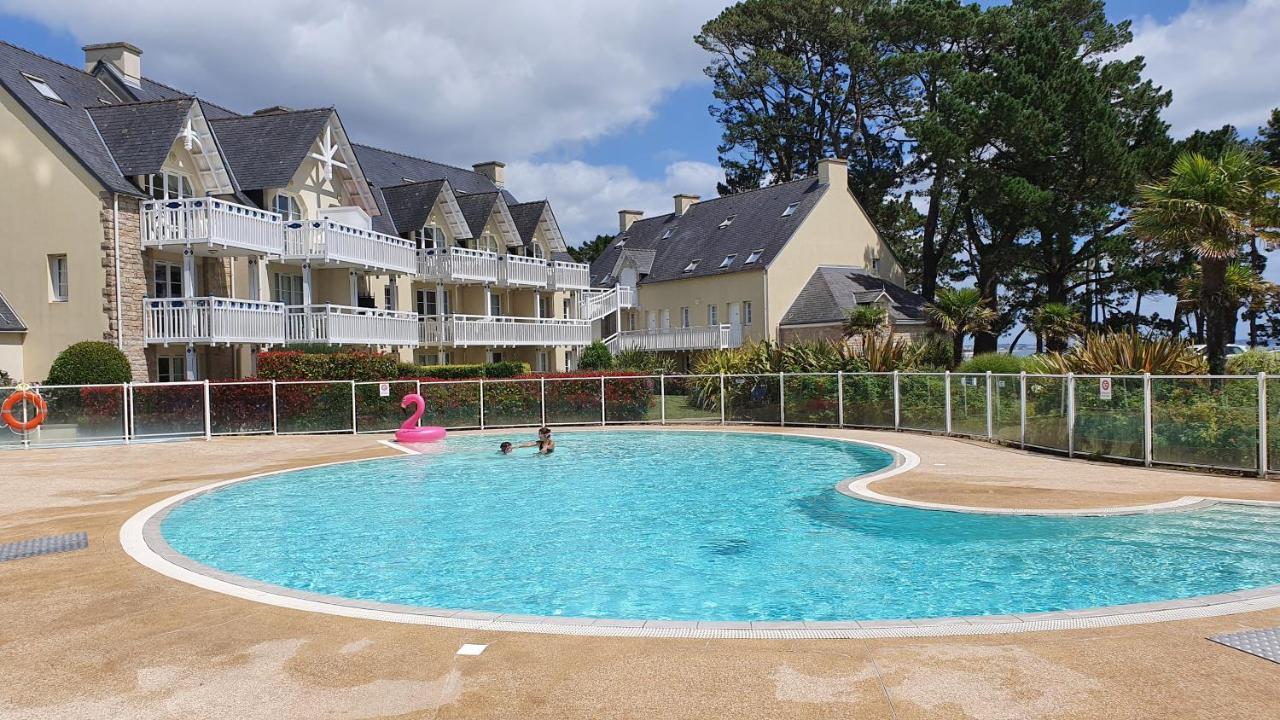 Vacances Ô Cap Coz - Jardin vue mer et piscine - Résidence Cap Azur Fouesnant Extérieur photo