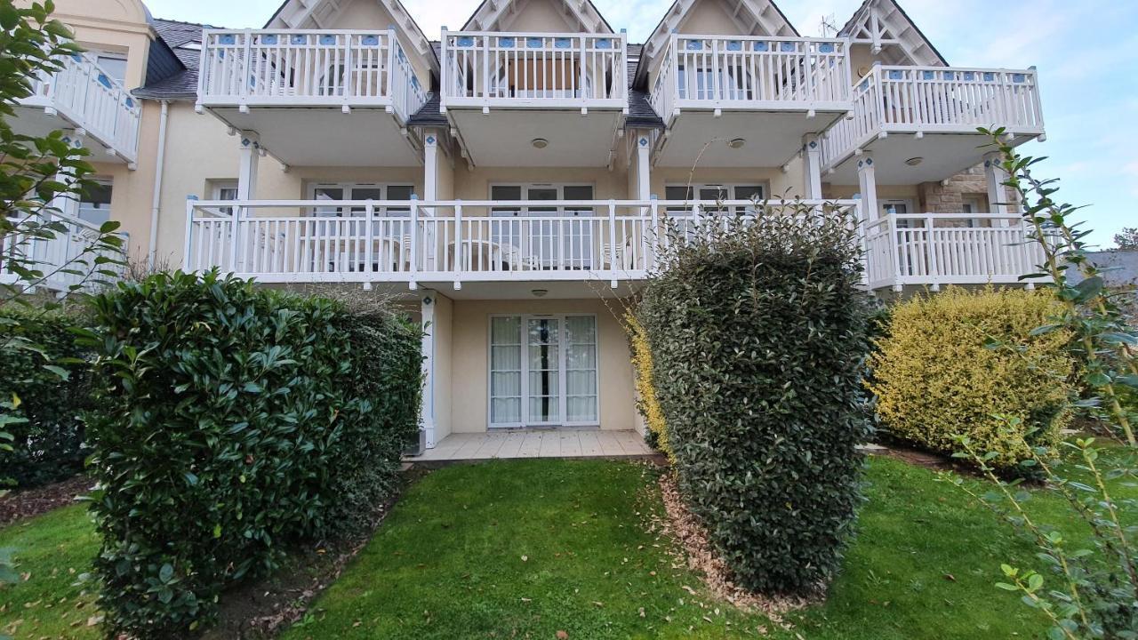 Vacances Ô Cap Coz - Jardin vue mer et piscine - Résidence Cap Azur Fouesnant Extérieur photo