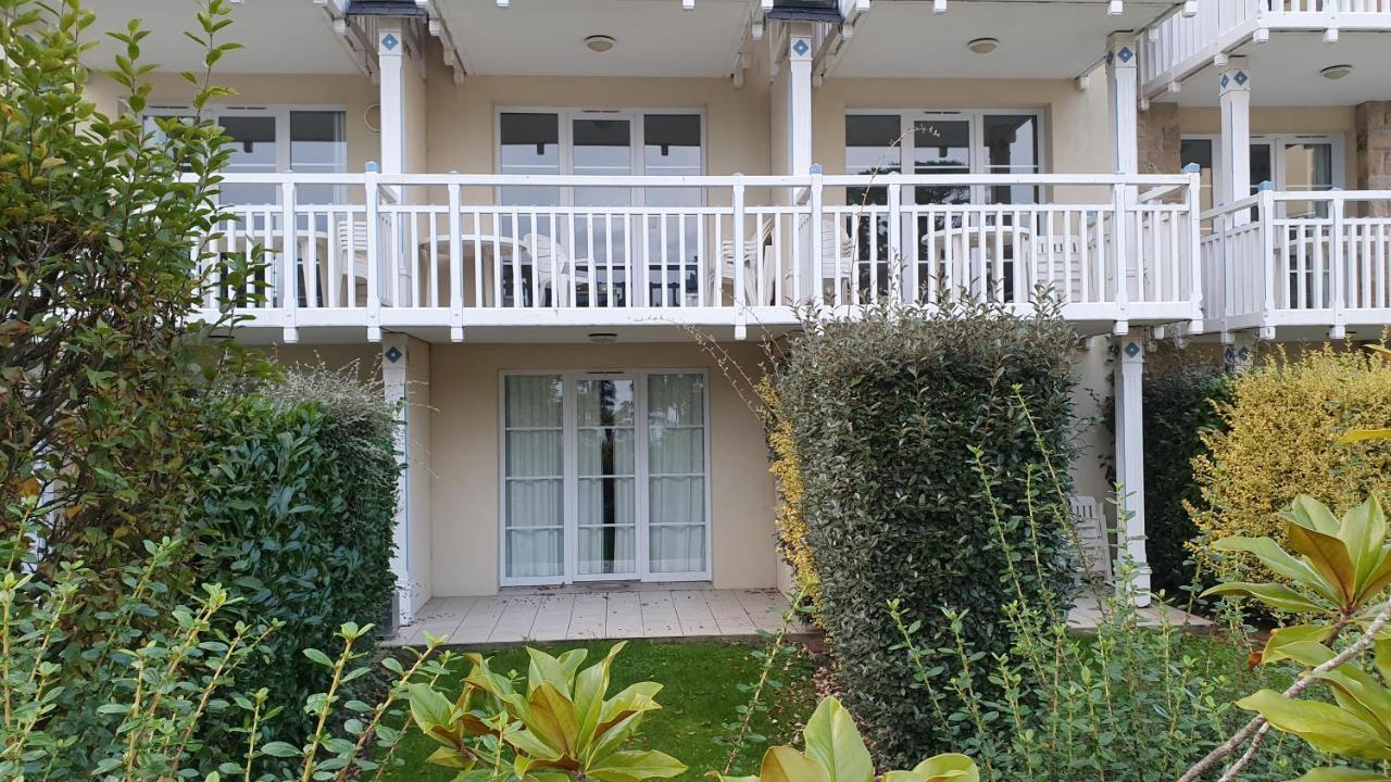 Vacances Ô Cap Coz - Jardin vue mer et piscine - Résidence Cap Azur Fouesnant Extérieur photo